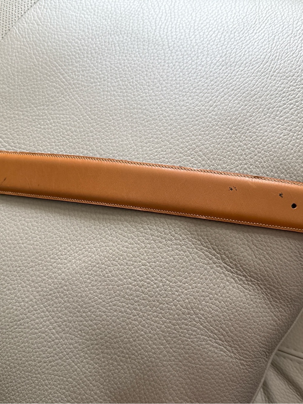 Gucci Brown and Black Leather Belt with Gold G Buckle - Picture 5 of 5